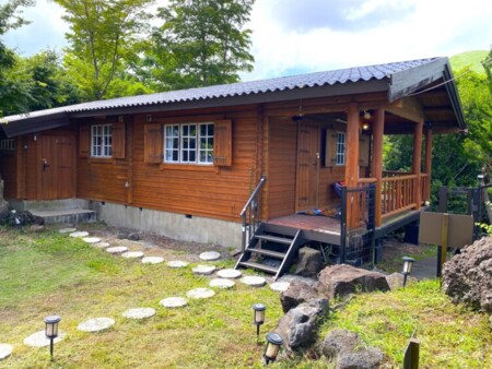 ニコヴィラ伊豆高原～ウッディ～