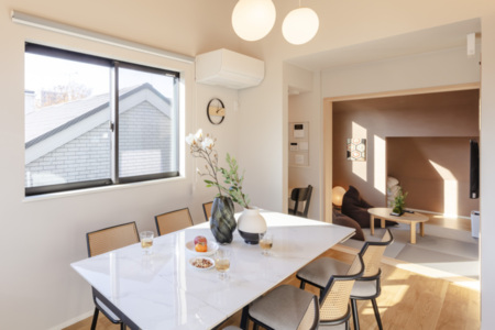 Hours House Tateishi